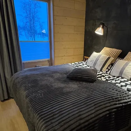 Mehtaeherran Maja With A Saana Fell View Chalet *